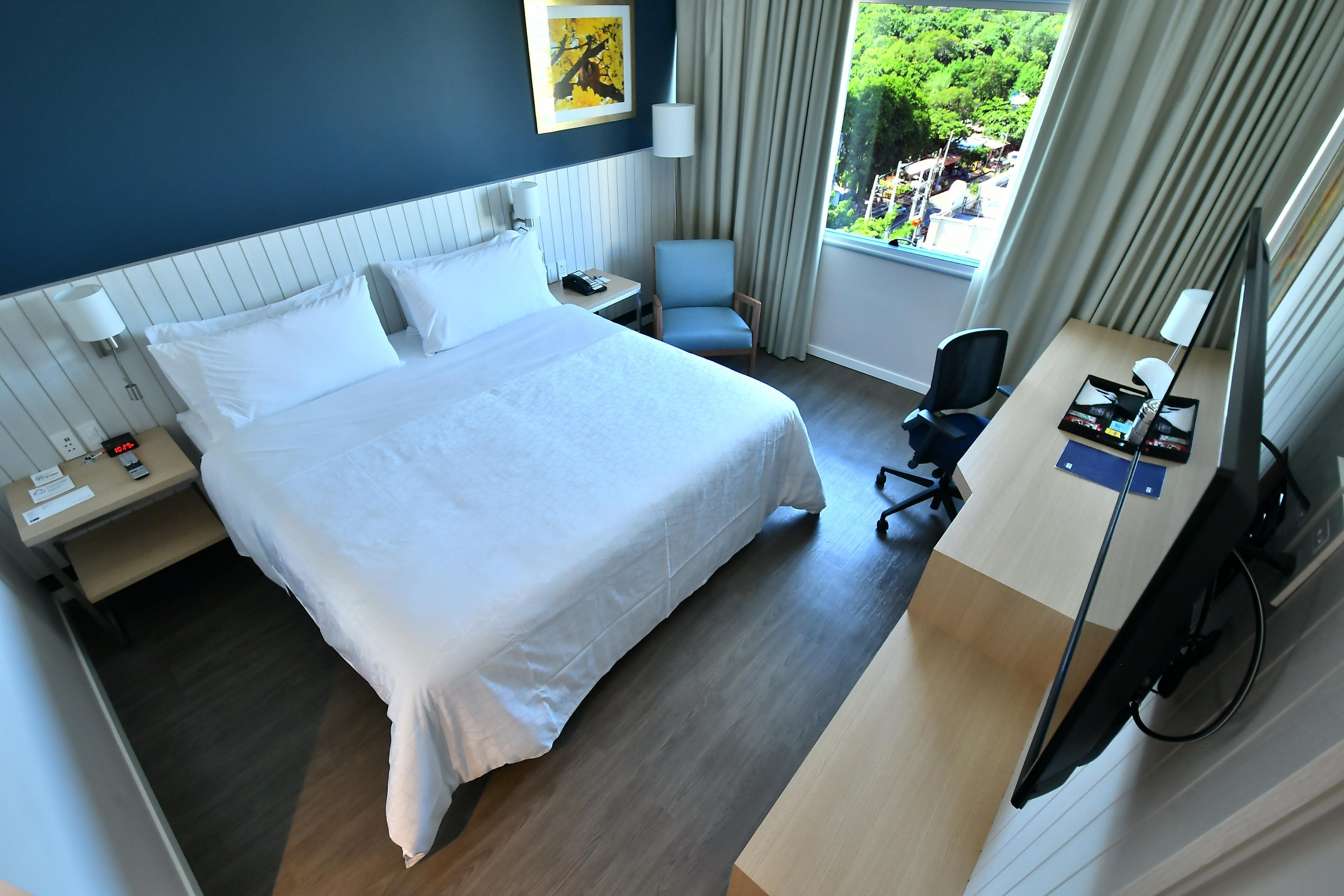Holiday Inn Express Asuncion Aviadores By Ihg Zewnętrze zdjęcie