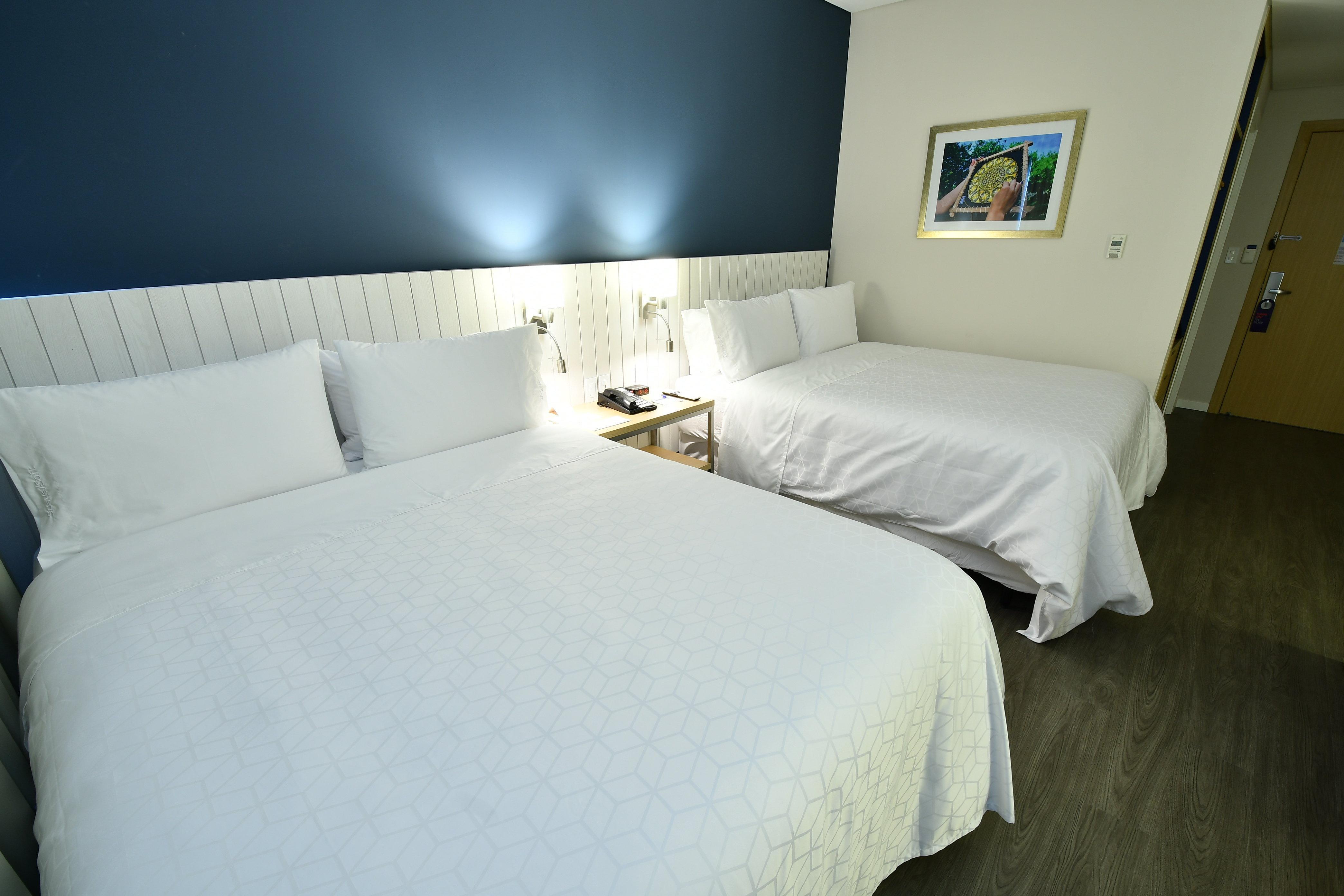 Holiday Inn Express Asuncion Aviadores By Ihg Zewnętrze zdjęcie