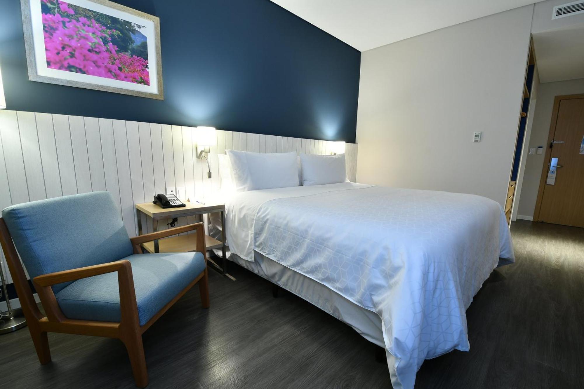 Holiday Inn Express Asuncion Aviadores By Ihg Zewnętrze zdjęcie
