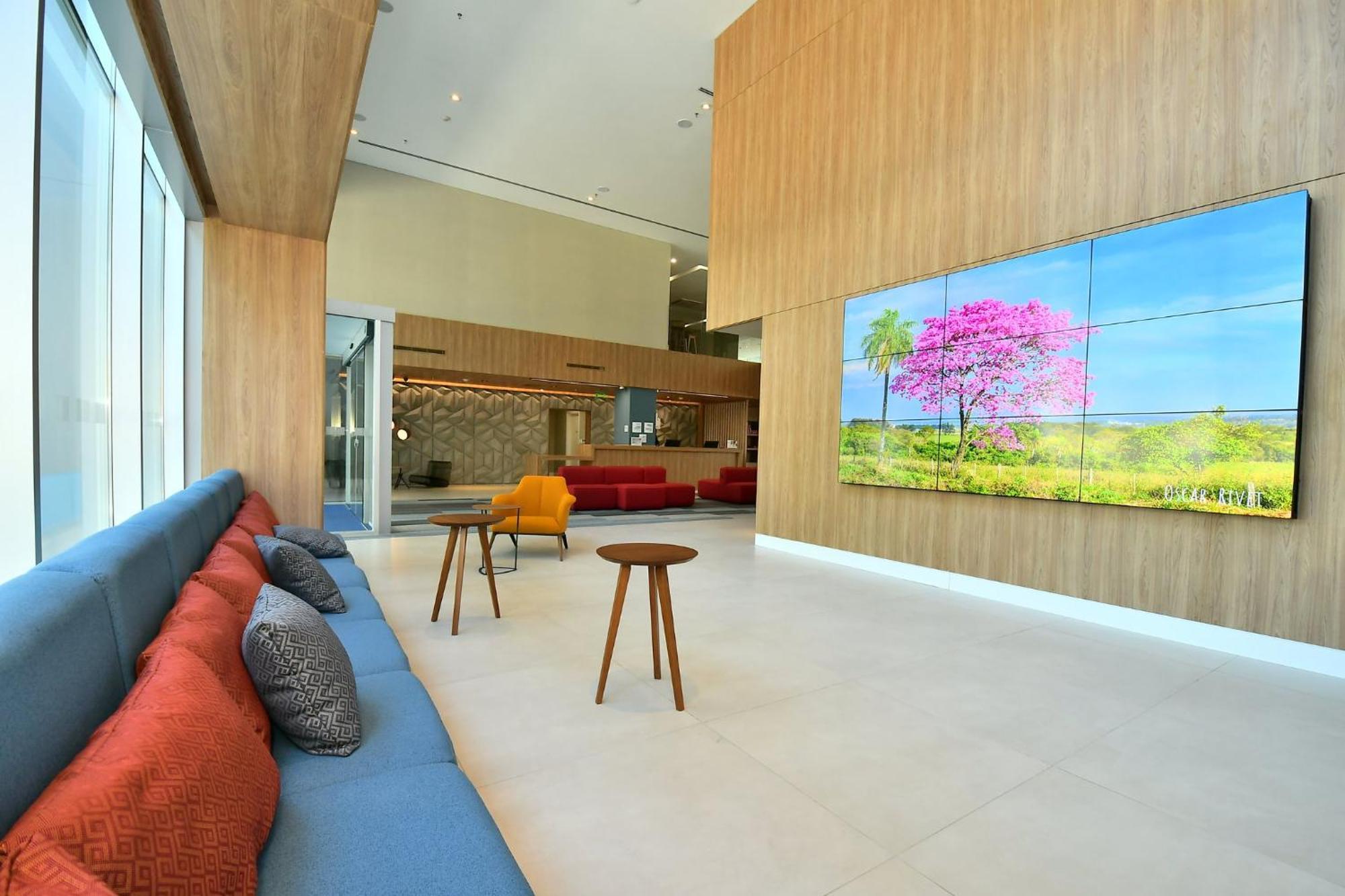 Holiday Inn Express Asuncion Aviadores By Ihg Zewnętrze zdjęcie