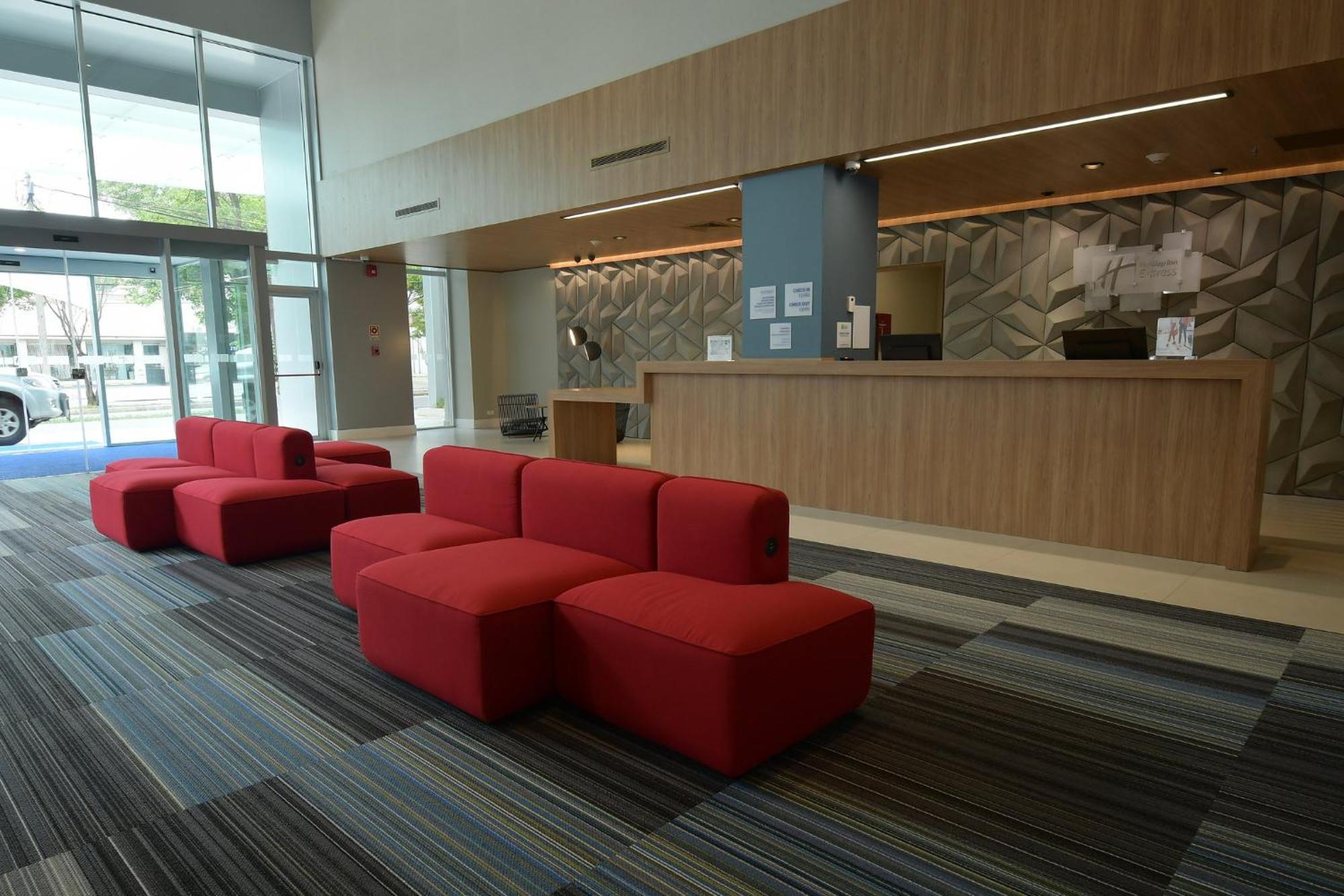 Holiday Inn Express Asuncion Aviadores By Ihg Zewnętrze zdjęcie